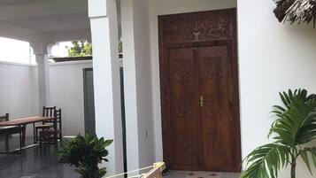 Tempat makan outdoor