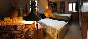 3 habitaciones, escritorio, wifi gratis y ropa de cama 