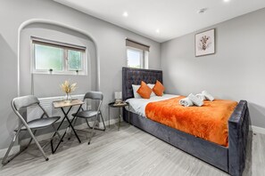 Studio | Free WiFi, bed sheets
