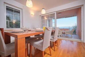 Dining - Holiday Seaview Apartment by Litto (Split)