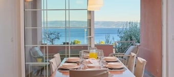 Holiday Seaview Apartment by Litto