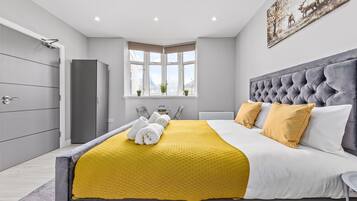 Studio | Iron/ironing board, free WiFi, bed sheets