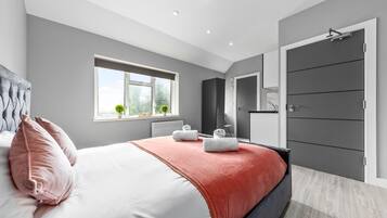 Studio | Free WiFi, bed sheets