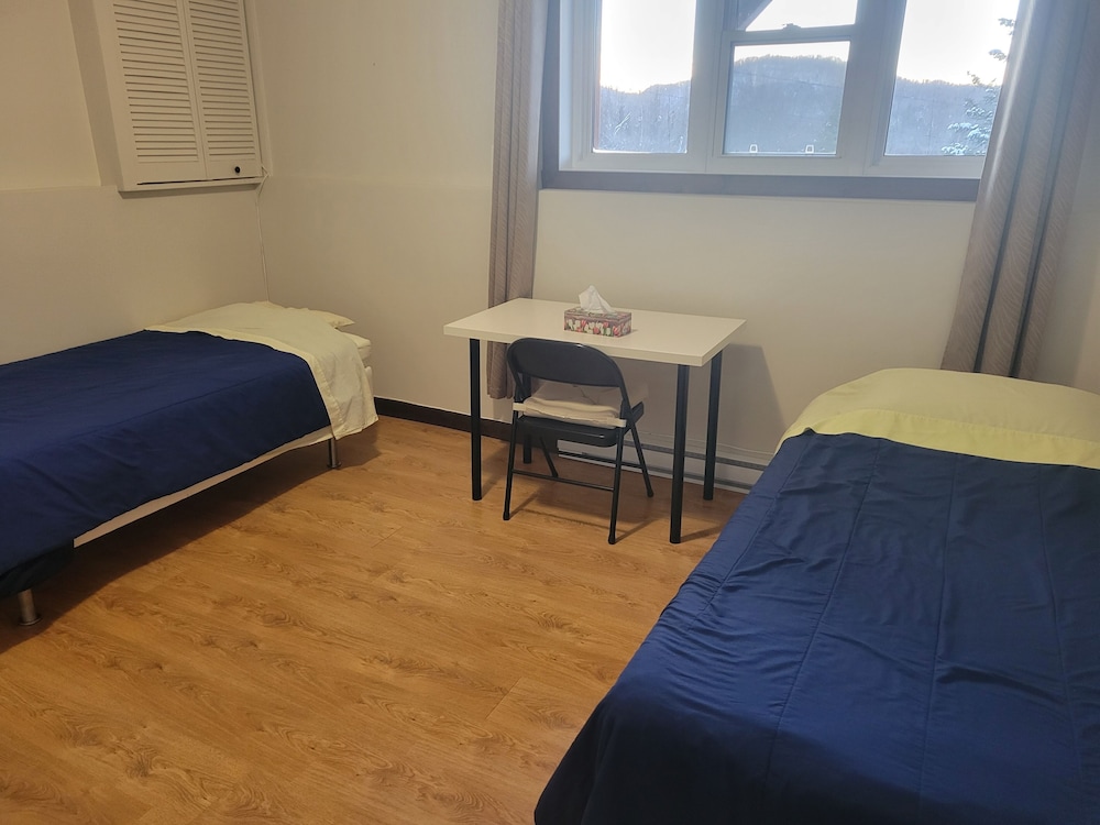 Yasmine cottage for rent in SainteMargueriteduLacMasson Sainte