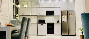Cestlavie - That's Life<br><br>Independent fully furnished 2bhk with all amenities 