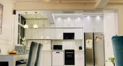 Cestlavie - That's Life<br><br>Independent fully furnished 2bhk with all amenities