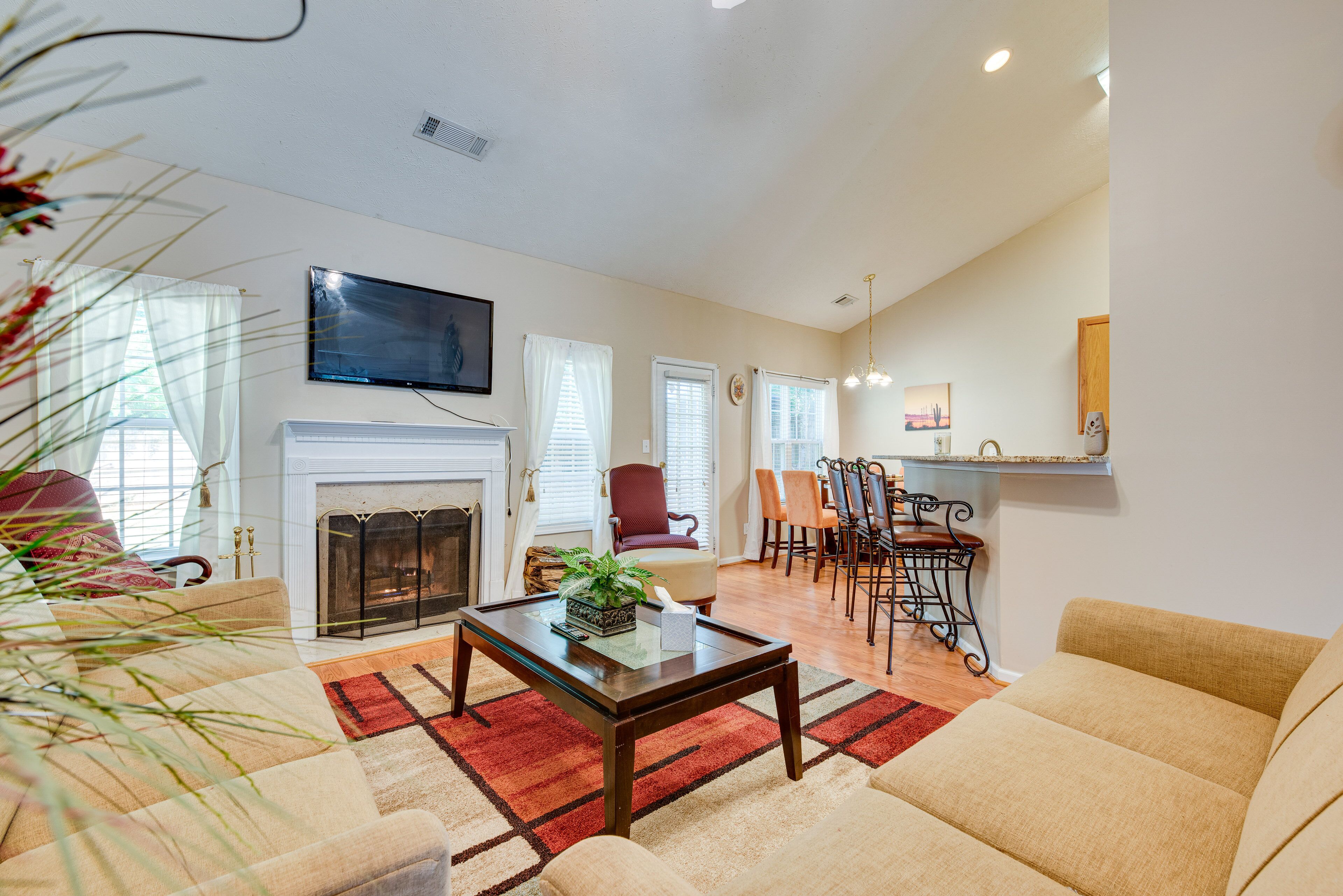 Inviting Austell Home: 14 Mi To Downtown Atlanta! - Douglasville, GA