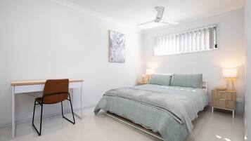 1 bedroom, desk, iron/ironing board, free WiFi