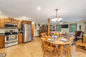 Casa (Bears Den) | Exterior