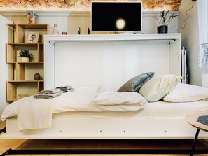 Bügeleisen/Bügelbrett, kostenloses WLAN, Bettwäsche
