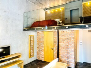 Bügeleisen/Bügelbrett, kostenloses WLAN, Bettwäsche