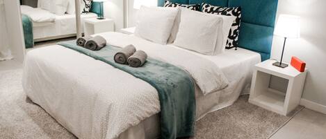 Iron/ironing board, free WiFi, bed sheets