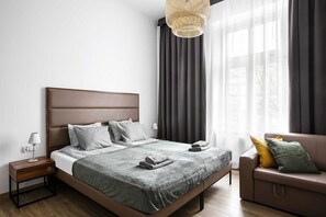 Bügeleisen/Bügelbrett, kostenloses WLAN, Bettwäsche