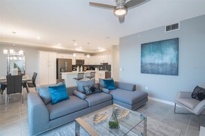 Living area - Magic Condo - 2 Beds 2 Baths - Close to Disney 202 (Kissimmee)