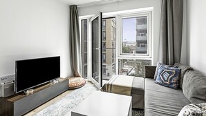 Unclassified image, 5 of 25, button - Stylish Flat In Battersea Reach (London)
