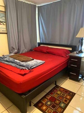 5 bedrooms, WiFi - Lovely 5Bedroom Home (Tampa)