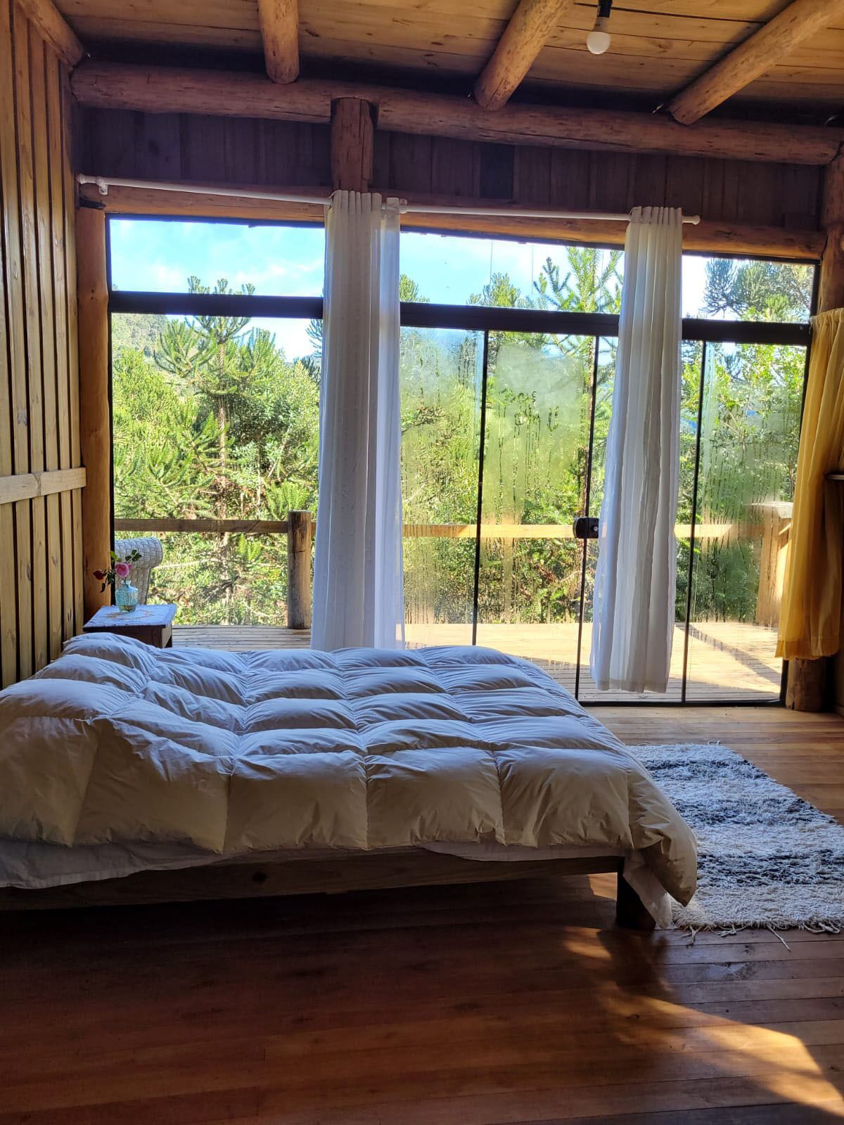 Araucasa da Montanha | Individuell dekoriert, individuell eingerichtet, Schreibtisch