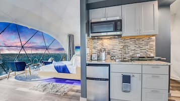 Wi-Fi de cortesia, roupa de cama