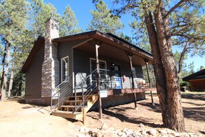 Exterior - Five cabins on same property, fire pit, BBQ grills, free sledding, A/C (Angel Fire)