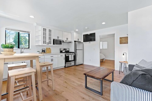 Manresa Surf House 1 bed upstairs unit #4