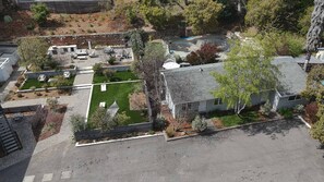 Property grounds - Manresa Surf House- The Beach House 3 Bedroom 2 Bath Sleeps 8 (La Selva Beach)