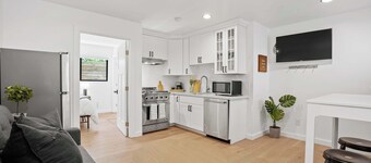 Manresa Surf House 1 bedroom Sleeps 4 unit #2