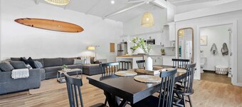 Manresa Surf House -2 bedroom- Hot Tub- Fire Pits