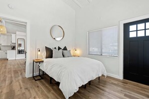 2 quartos, berço de viagem, Wi-Fi, roupa de cama