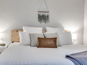 1 bedroom, desk, iron/ironing board, travel cot