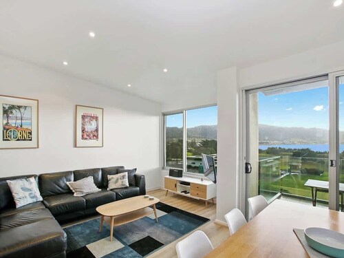 Bay Vue - Absolute Oceanviews!