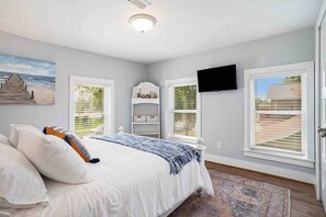 3 habitaciones, tabla de planchar con plancha, cuna de viaje y wifi 