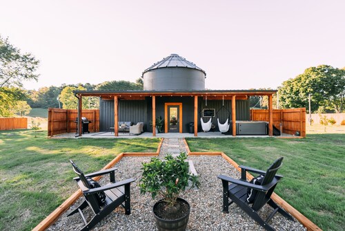 The Silo Cottage Tiny House Grain Silo