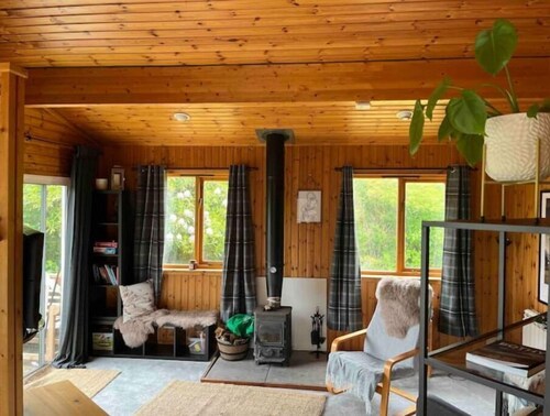 Highland Cabin on the Sea “Birch” @Appin House