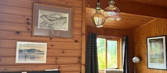 Highland Cabin on the Sea “Pine”@Appin House