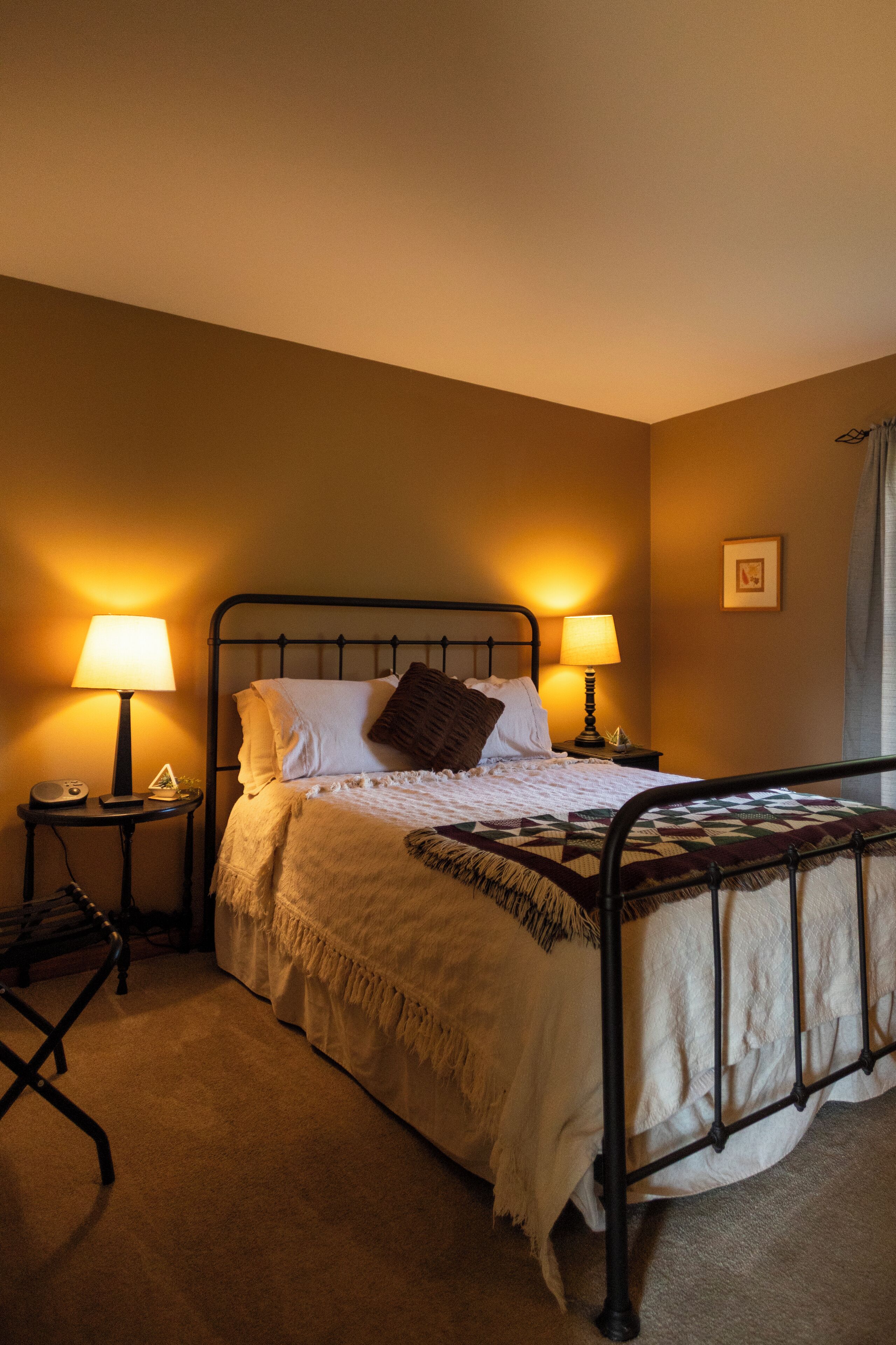 3 bedrooms, desk, iron/ironing board, free WiFi