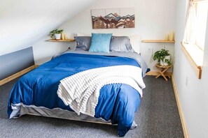 1 bedroom, internet, bed sheets