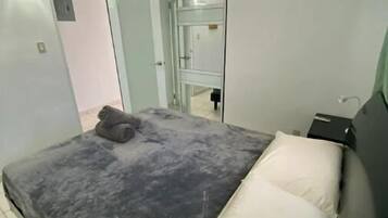 1 camera, ferro/asse da stiro, Wi-Fi