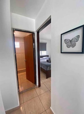2 habitaciones, cuna de viaje y wifi