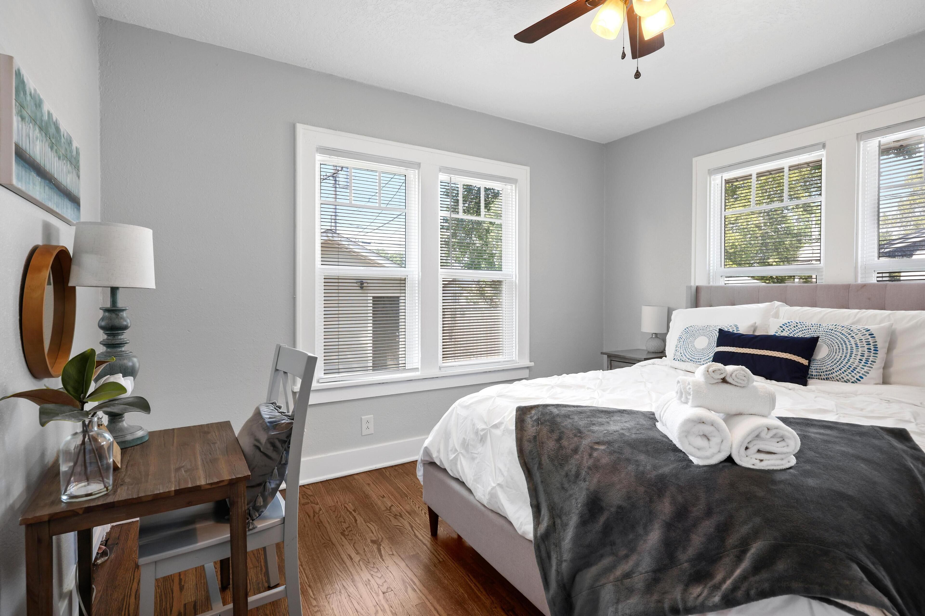 3 bedrooms, desk, iron/ironing board, WiFi