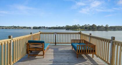 Waterfront home perfect for the whole extended family!!!