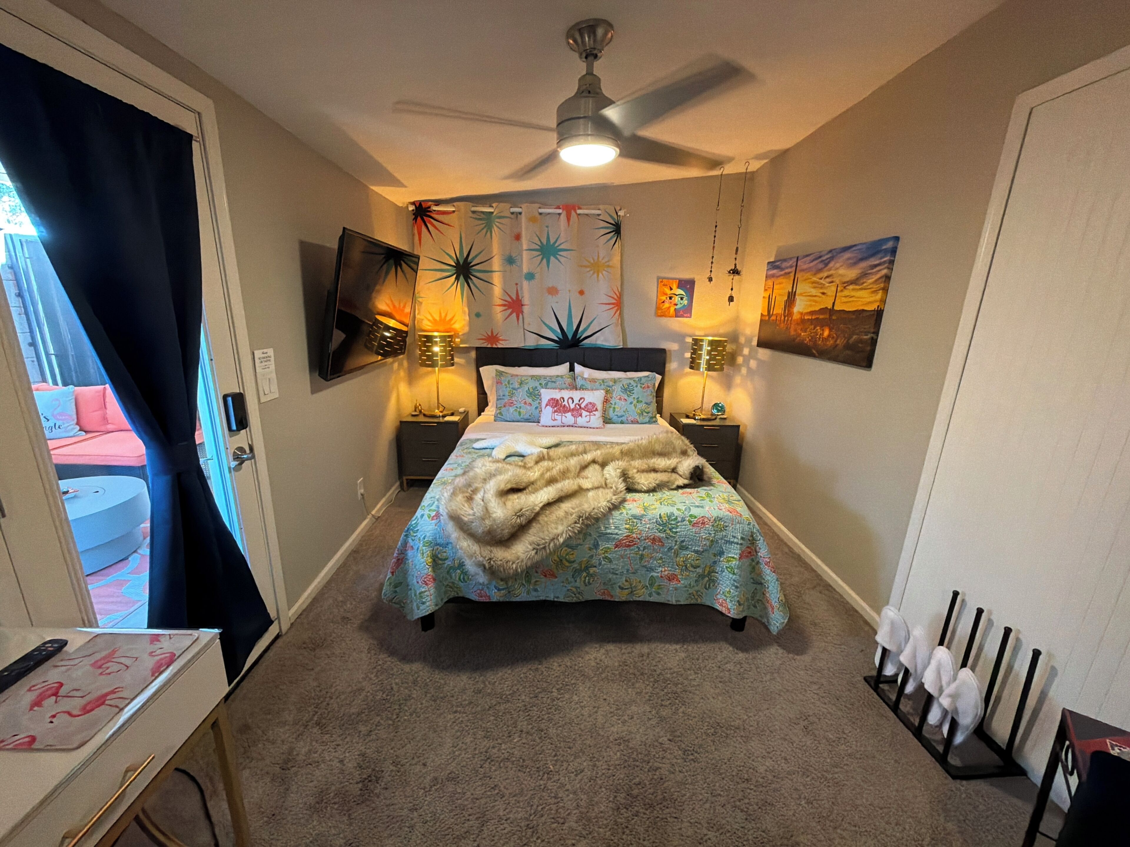 1 habitación, escritorio, tabla de planchar con plancha y wifi gratis 