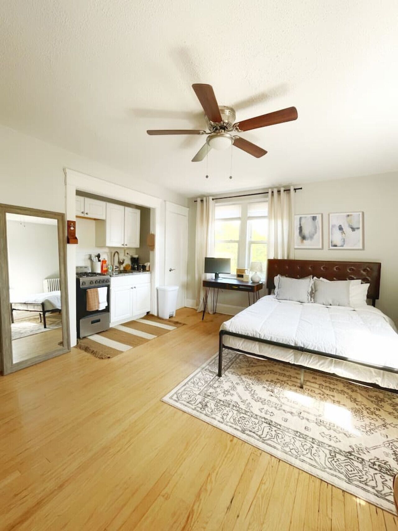 1 Schlafzimmer, Schreibtisch, Bügeleisen/Bügelbrett, WLAN