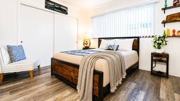 3 bedrooms, iron/ironing board, free WiFi, bed sheets