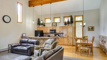 TV, fireplace, video games, DVD player