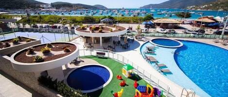 3 kolam renang outdoor