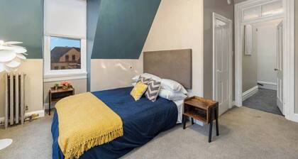 Stylish, Private 2 Bed Apt