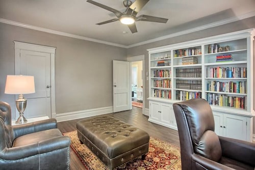 Suites on Seneca - Beautiful 1 Bedroom Apartment