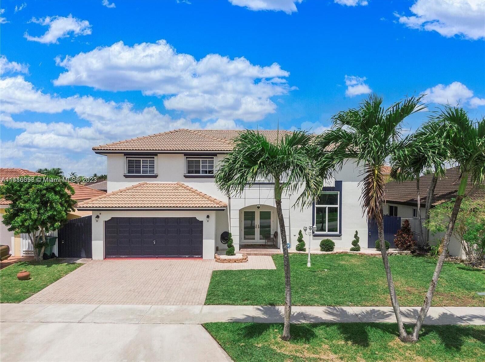 Cozy, spacious and peaceful 4-bedroom, the perfect place to unwind and relax