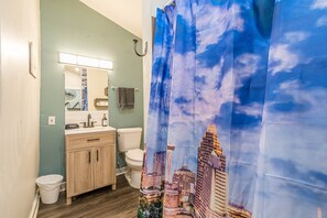 Towels, soap, shampoo, toilet paper