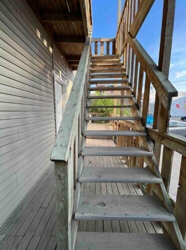 2 br/3 beds with free wifi, parking and much more